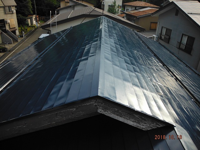屋根塗装後1